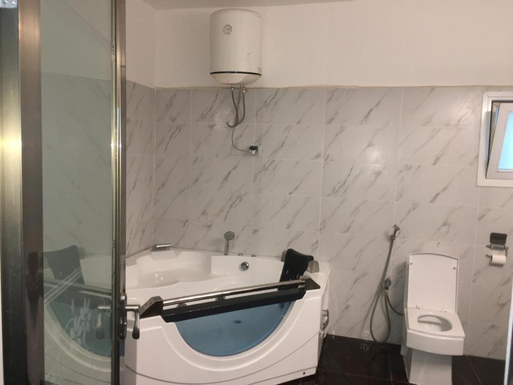 SALY - Villa Kage 6 chambres -Climatisation - Wifi - Eau chaude - Billard - Playstation - Ping pong - Canal Plus Extérieur photo