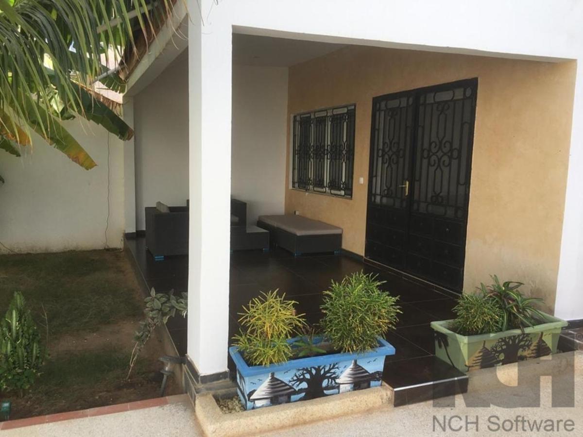 SALY - Villa Kage 6 chambres -Climatisation - Wifi - Eau chaude - Billard - Playstation - Ping pong - Canal Plus Extérieur photo